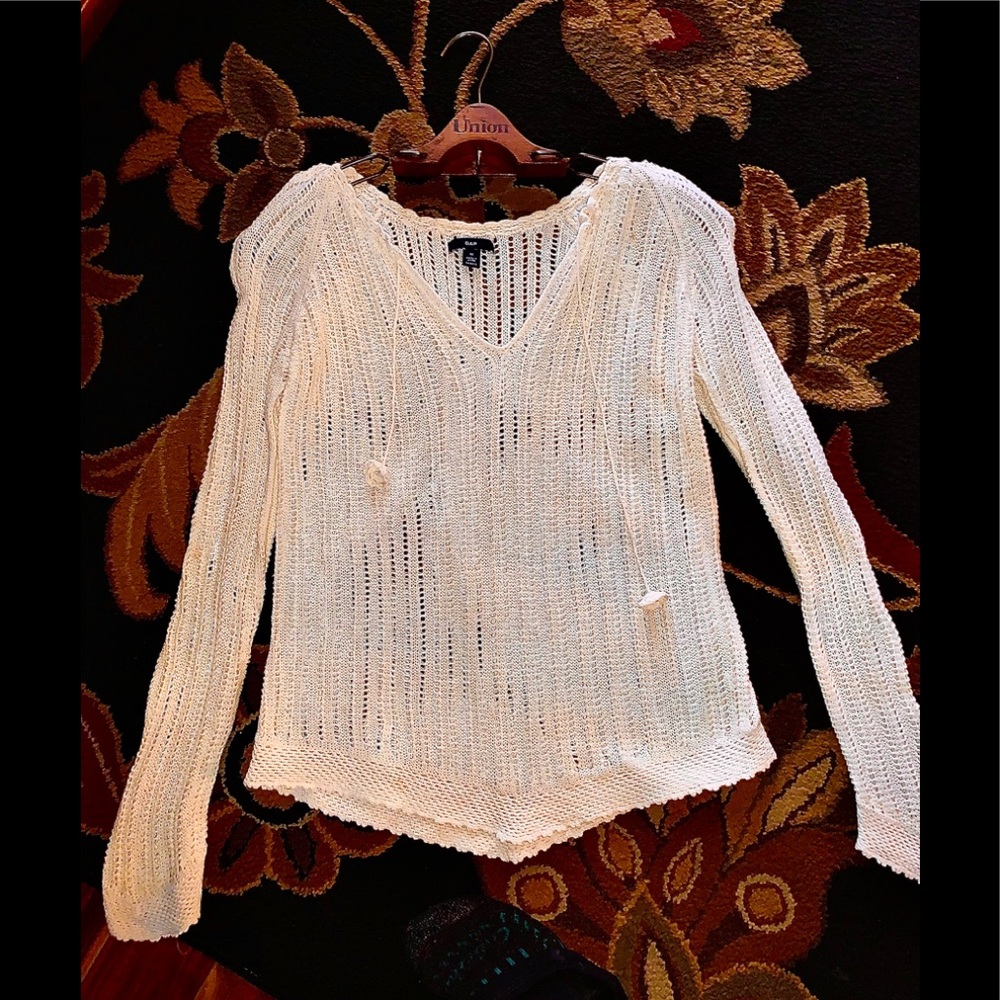 Gap Handkerchief Hem Sweater Top